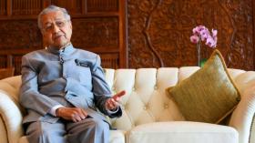 على صغار السن طلب النصح من الكبار