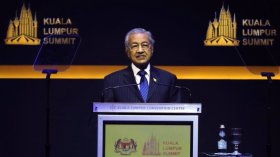 دول إسلامية تبحث التعامل بالذهب والمقايضة في التجارة