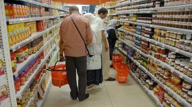 زيادات صامتة في أسعار المواد الغذائية تصدم الجزائريين