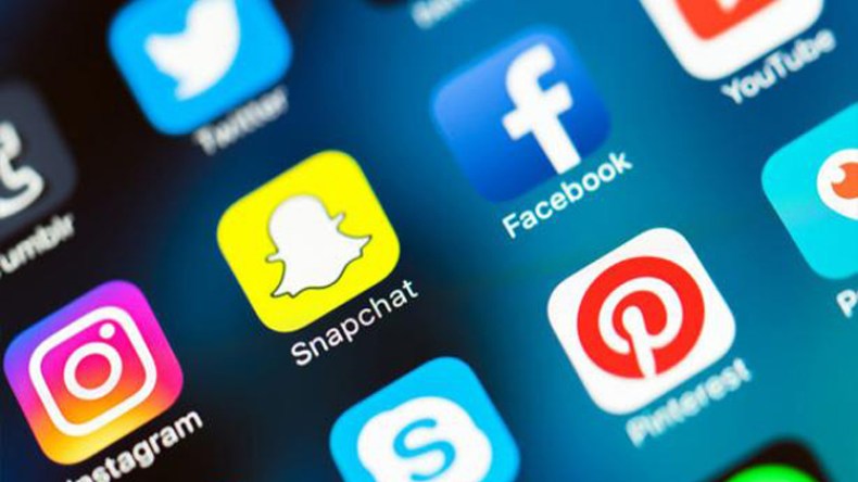 مشاهير الجزائر الافتراضيون.. فقاعة زائلة