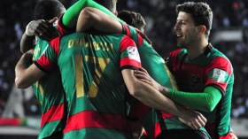 إدارة “العميد” تفشل في حل مشكل “قلب الهجوم”.. في انتظار روني