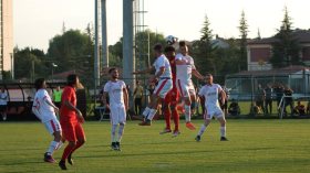 خسارة “الحمراوة” و”الكناري”