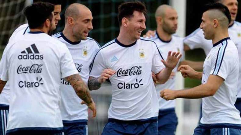 الجميع يتمنى وجود ميسي