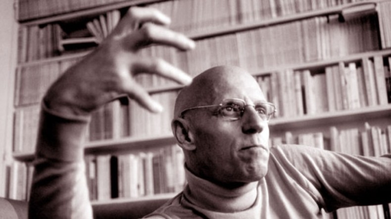 الفيلسوف الفرنسي ميشال فوكو كان يغتصب الأطفال في تونس