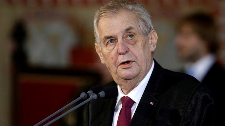 أحب الصحفيين وسأدعوهم لسفارة السعودية!