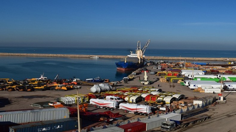 هكذا تحوّل ميناء مستغانم إلى “جنّة” للهاربين من الضرائب؟!