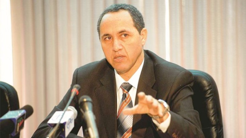 اتحاد الكتاب الجزائريين “يغازل” وزارة الثقافة