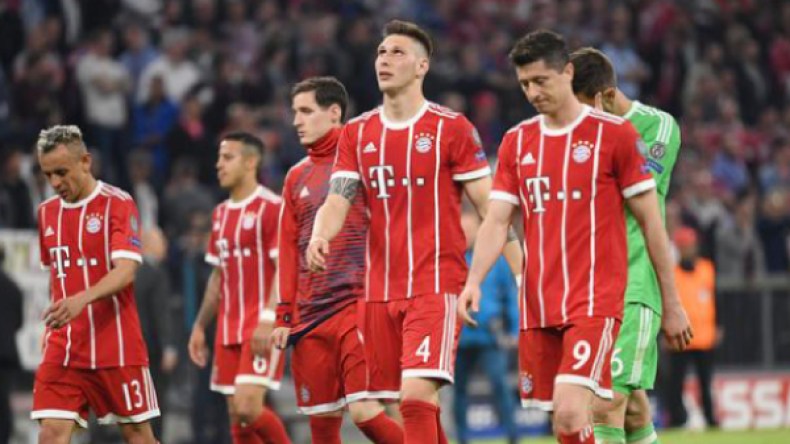 نجوم بايرن ميونيخ يتبرأون من نسخته الحالية