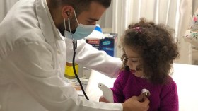 هذه هي جنسية الطبيب حسام ظافر الذي قيل إنه جزائري