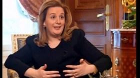 إقالة ناصر القدوة: سهى عرفات تحذر أبو مازن  