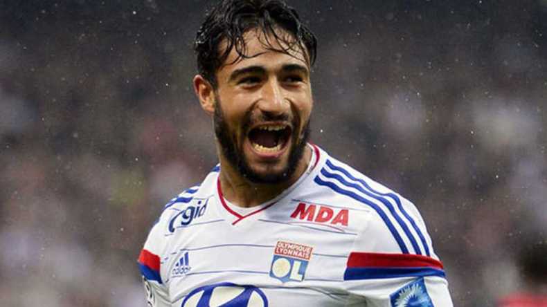 الصراع يحتدم بين ليفربول وتوتنهام على نبيل فقير