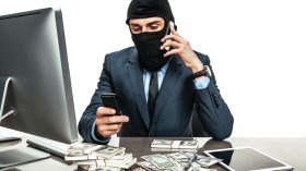 استدراج تونسيات وتصويرهن عاريات ثم ابتزازهن!