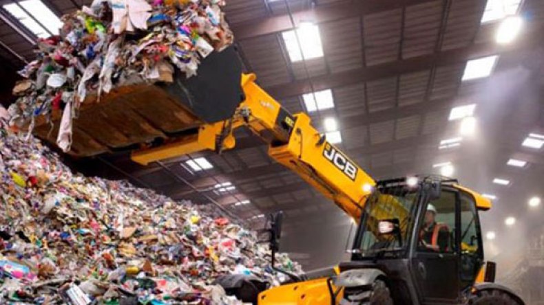 لجنة اليقظة تدق ناقوس الخطر حول تخلص المؤسسات الصناعية من نفاياتها بالبويرة