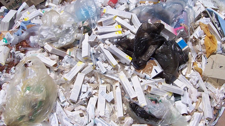 نفايات طبية خطيرة ترمى بالقرب من مدرسة ابتدائية بميلة