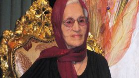 نورية قصدرلي: الخياطة التي قدمت 170 فيلم و200 مسرحية