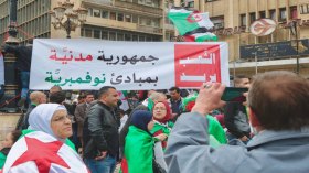 أزمة الشّرعية السّياسية في الجزائر