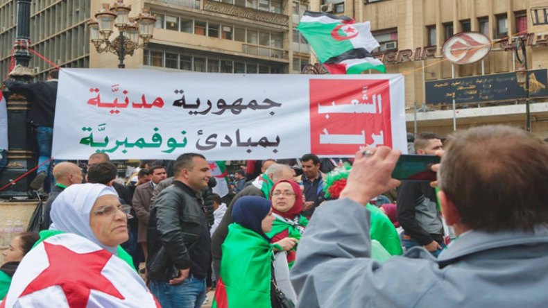 أزمة الشّرعية السّياسية في الجزائر