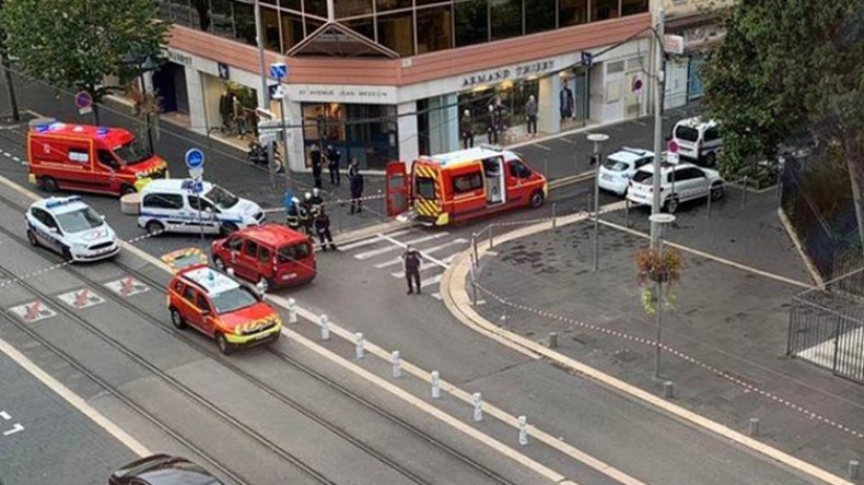 فرنسا تعلن حالة التأهب القصوى