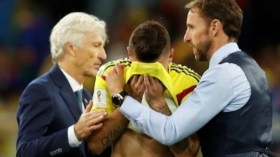 كرة القدم ومبادئ القيادة 