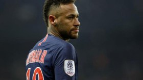 نيمار يعود لتدريبات سان جيرمان وسط غموض حول مصيره