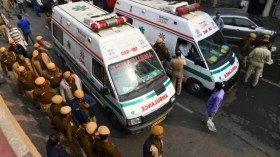 مصرع العشرات بحريق مصنع في نيودلهي