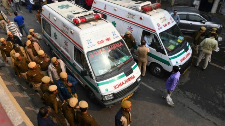 مصرع العشرات بحريق مصنع في نيودلهي