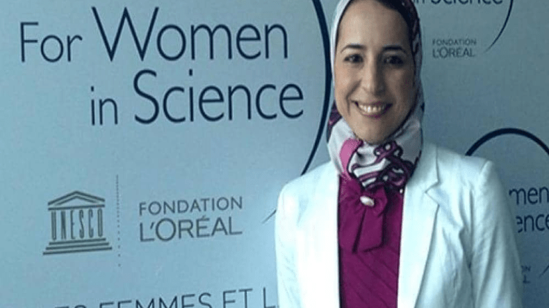 مغربية تفتك الجائزة الأولى في الذكاء الاصطناعي من “ويمن تيك”