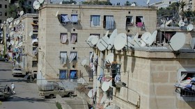 وزير السكن “منزعج” من الهوائيات المقعرة