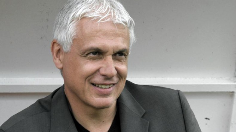 فيلود يدعو الأنصار للالتزام بـ”الحجر الصحي” للقضاء على “كورونا”