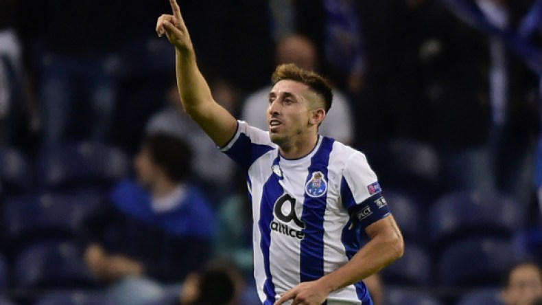 أرسنال ينافس روما على ضم نجم بورتو هيريرا