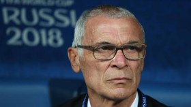 “كوبر تلقى عرضا من “الفاف”.. ويفكر جديا في تدريب “الخضر”