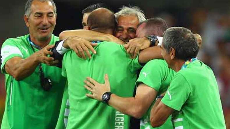 الجزائريون: “ألو طوكيو..”.. نريد خاليلوزيتش مدربا لـ”الخضر”