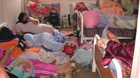 حملة استهجان لوضع النسوة في الأروقة بعد ولادتهن في مستشفى الأمومة بورقلة