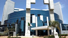 محافظو الحسابات لتدقيق فواتير الولاة ومسؤولي الجامعات والمؤسسات العمومية!