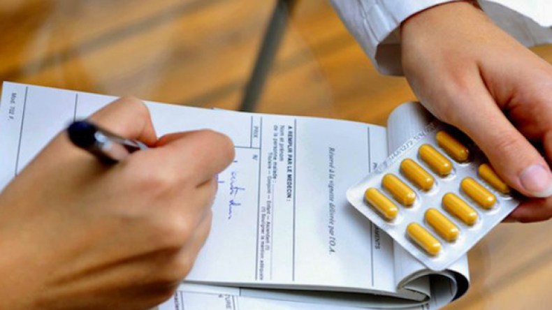 تفكيك شبكة تزور الوصفات الطبية لترويج المهلوسات بقسنطينة