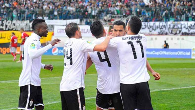 الطاوسي يقصف بلعباس بالثقيل ويتوعد مازيمبي