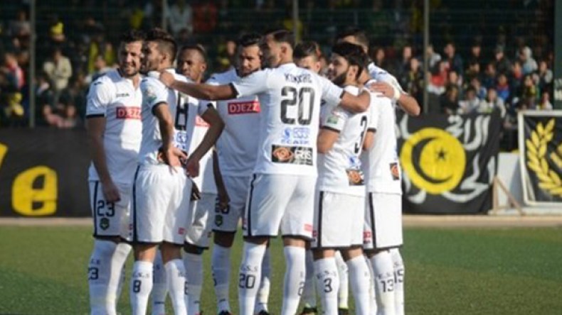 الوفاق يقصف “برباعية” ويرافق العميد لدور المجموعات