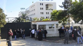 مكتتبو “عدل” يطالبون بالاعتداد بشهادات الإقامة ورقم التسجيل