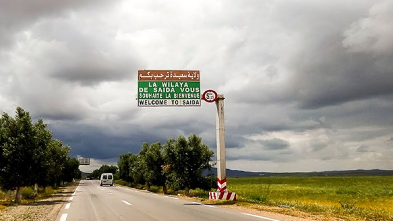 والي سعيدة يستقبل وفد الفاف لترسيم مشروع مركز تحضير فرق النخبة