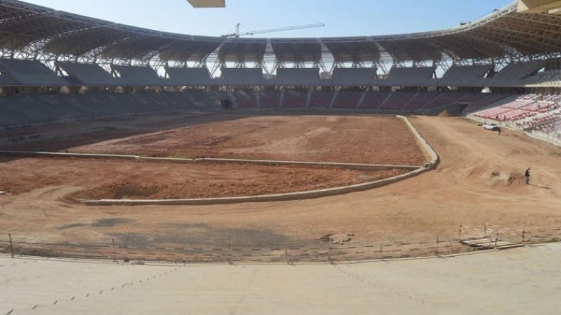 الملعب الجديد لِوهران يُسلّم في ربيع 2020