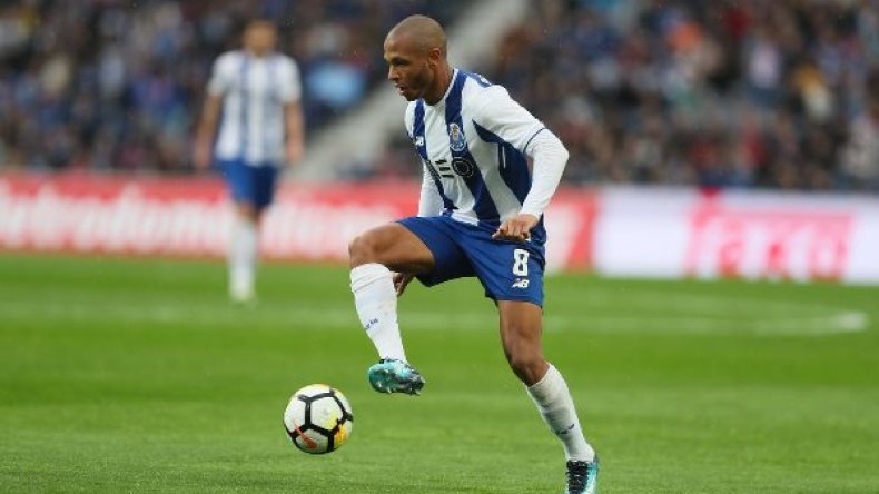 براهيمي: تنتظرنا ثلاثة نهائيات ولن نفرط في البطولة