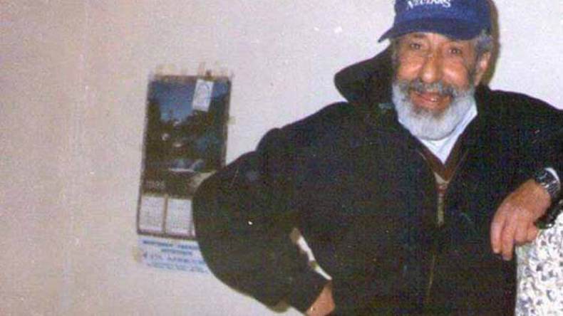 يحي بن مبروك…خارج التمثيل كان يؤذن للصلوات