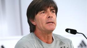 لوف: نوير لن يجلس بديلا في كأس العالم