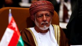 هكذا بررت عُمان استقبال نتنياهو