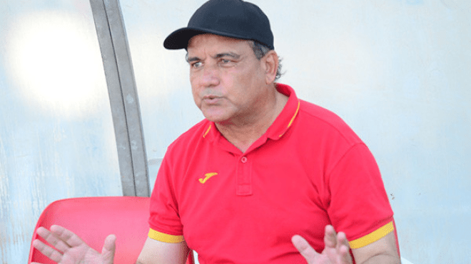 يوسف بوزيدي.. المدرب الذي رفع التحدي في بطولة الضغط والمصاعب