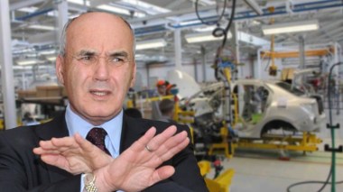 Prix des voitures: le gouvernement accule les concessionnaires