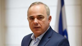 وزير إسرائيلي يهدد بتصفية الأسد