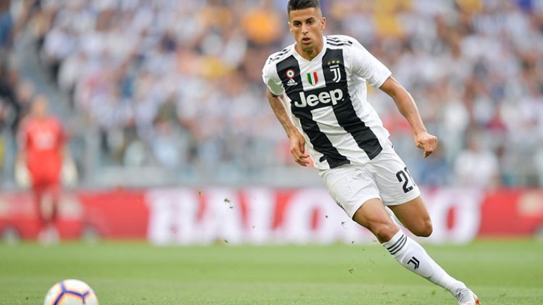 مانشستر سيتي يقترب من ضم كانسيلو