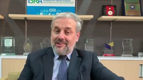 خبراء جزائريون في تطوير المالية الإسلامية في ماليزيا