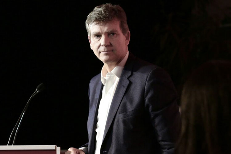 Montebourg: Marine Le Pen l’emportera car Macron est “détesté” et “arrogant”